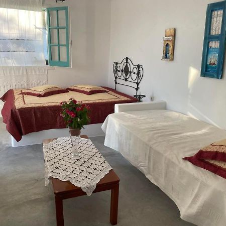 Sweet Home With Two Beds -One Single Room- With Beautiful View! Agia Marina  Exteriör bild