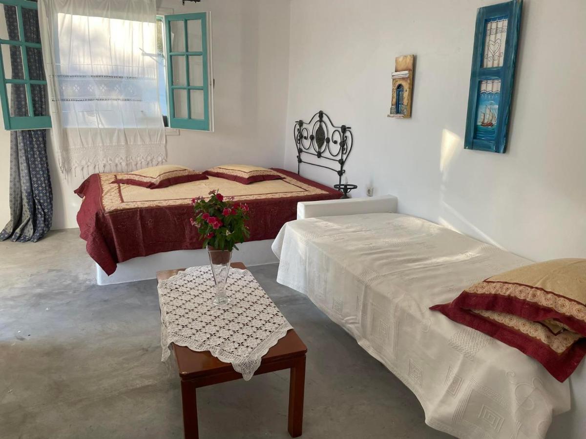 Sweet Home With Two Beds -One Single Room- With Beautiful View! Agia Marina  Exteriör bild