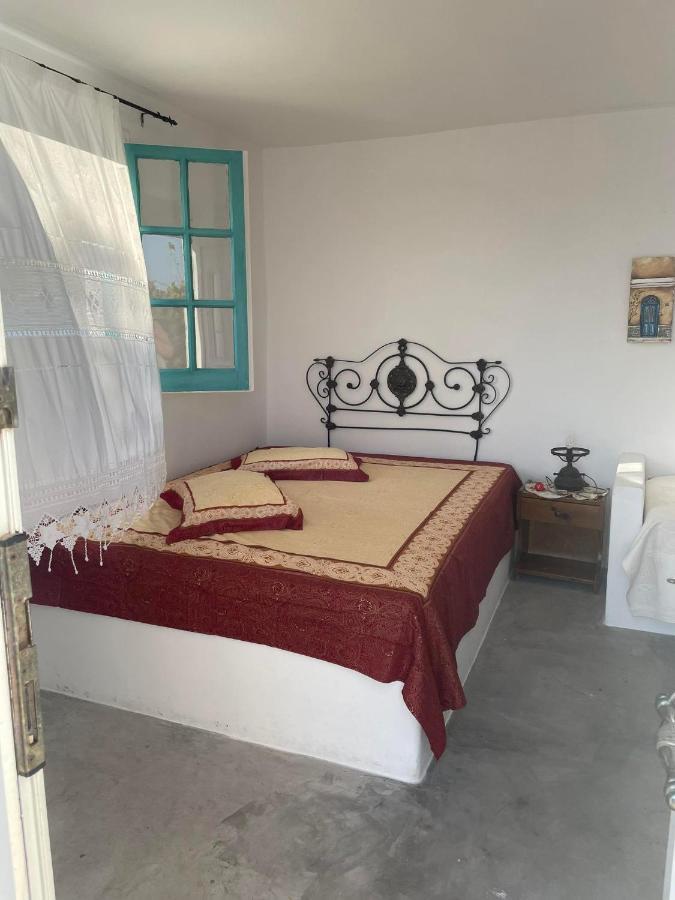 Sweet Home With Two Beds -One Single Room- With Beautiful View! Agia Marina  Exteriör bild
