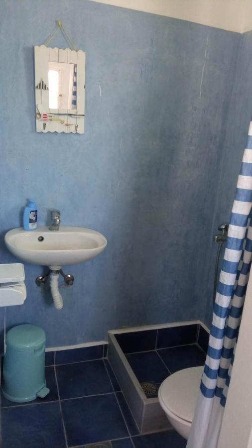 Sweet Home With Two Beds -One Single Room- With Beautiful View! Agia Marina  Exteriör bild